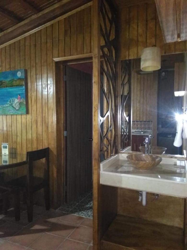 Club Tejamaniles Hotel Los Azufres Bagian luar foto