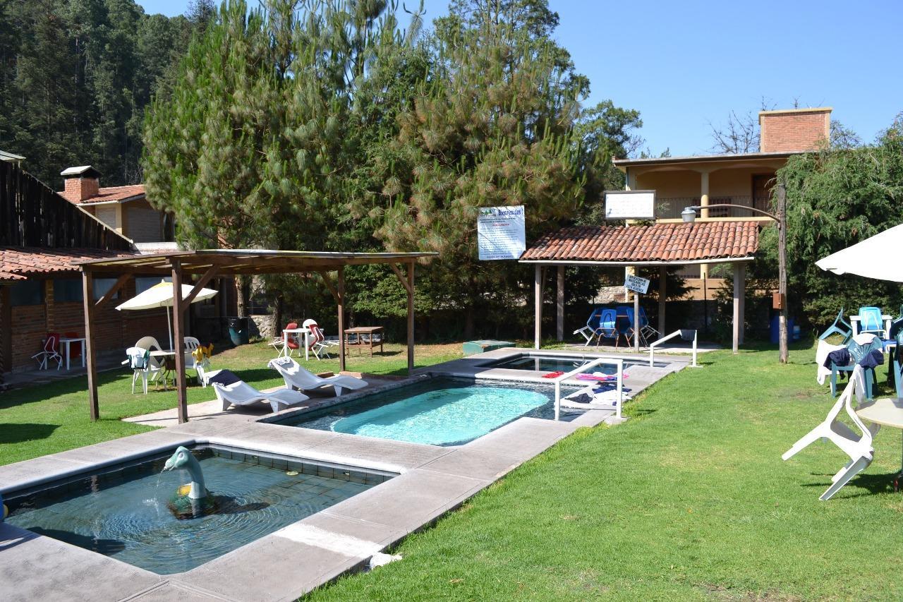 Club Tejamaniles Hotel Los Azufres Bagian luar foto
