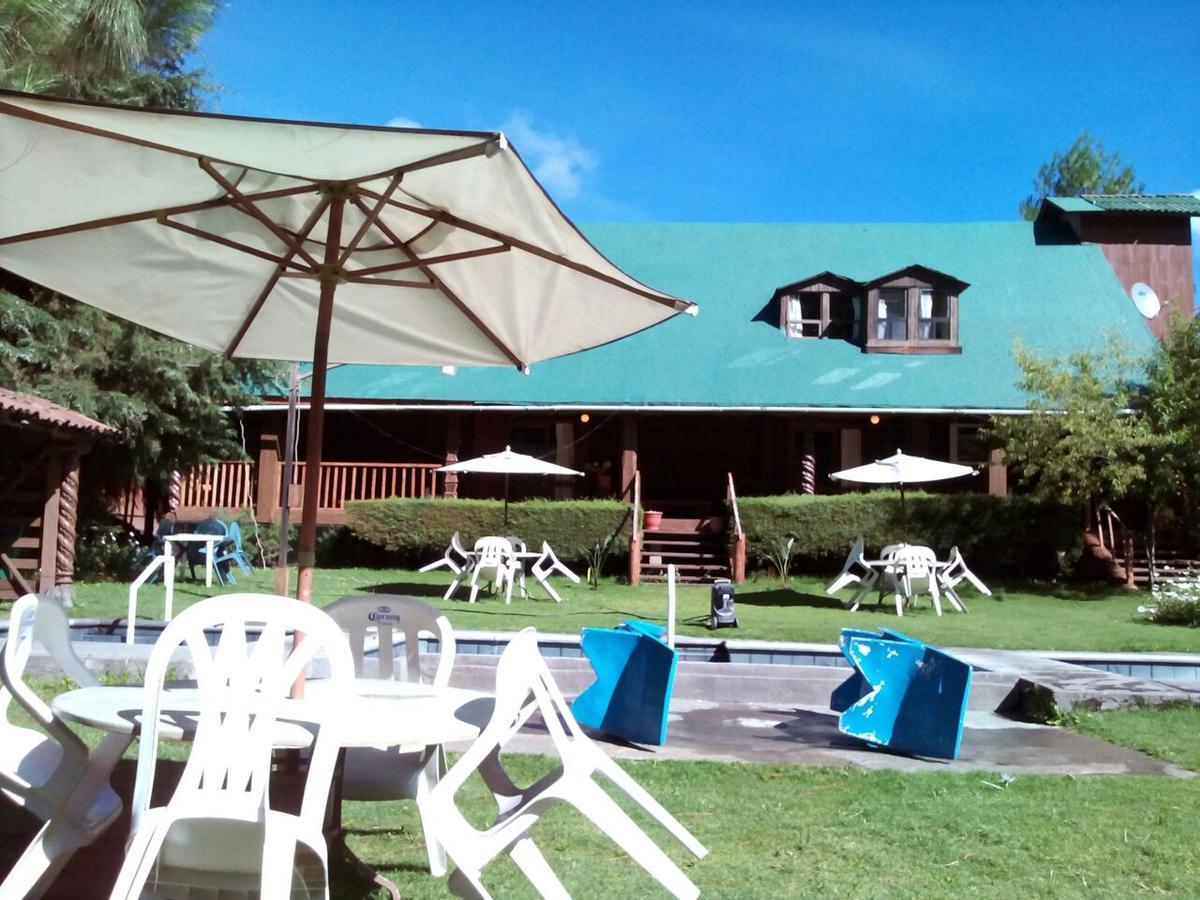 Club Tejamaniles Hotel Los Azufres Bagian luar foto