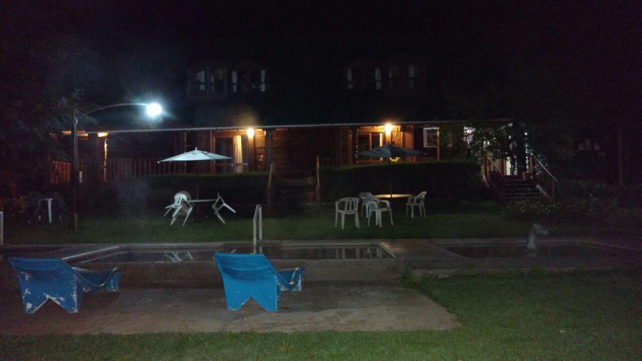 Club Tejamaniles Hotel Los Azufres Bagian luar foto