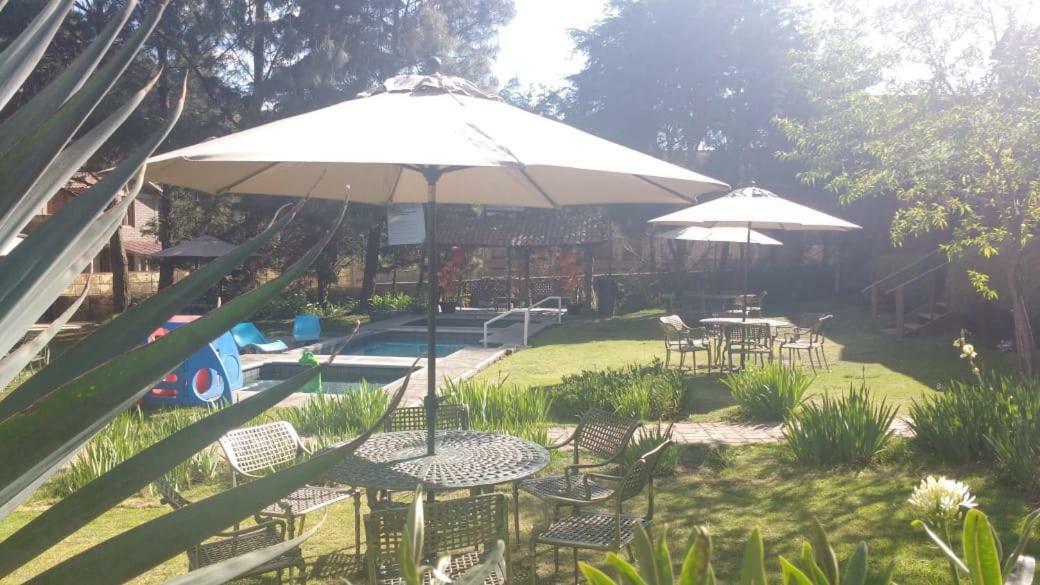 Club Tejamaniles Hotel Los Azufres Bagian luar foto